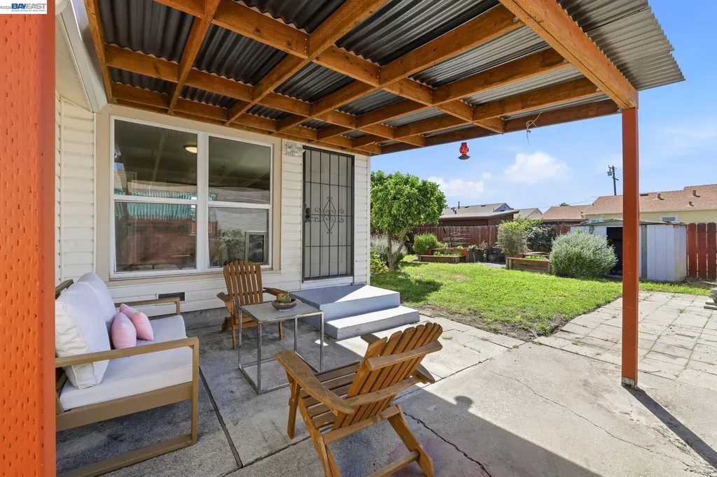 16311 Ria Drive Ashland CA 94578
