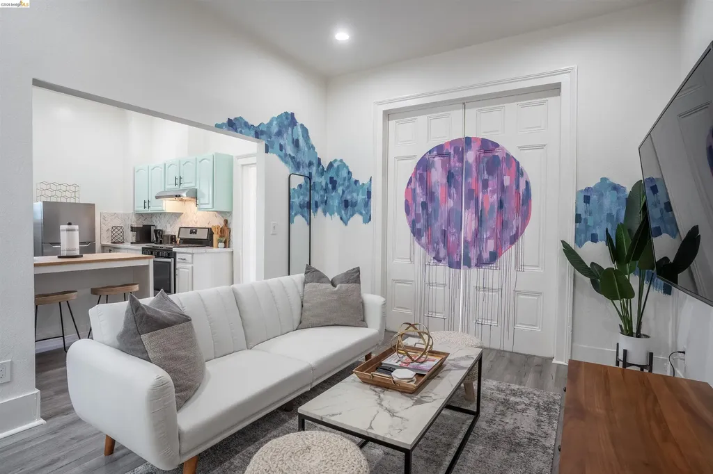 527 Chester Street Oakland CA 94607