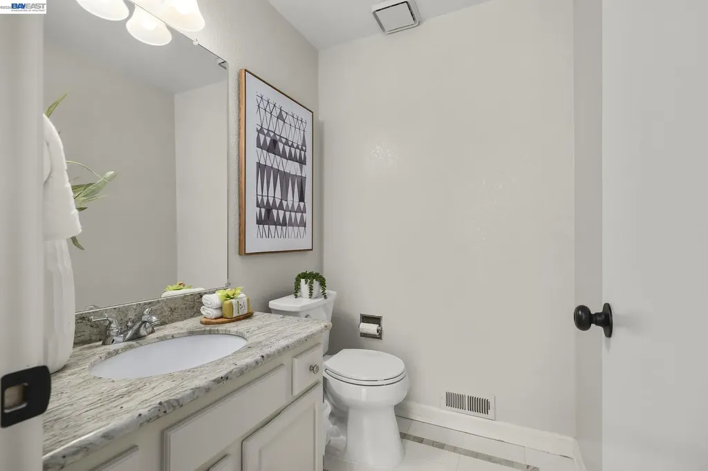 6034 Slopeview Court Castro Valley CA 94552