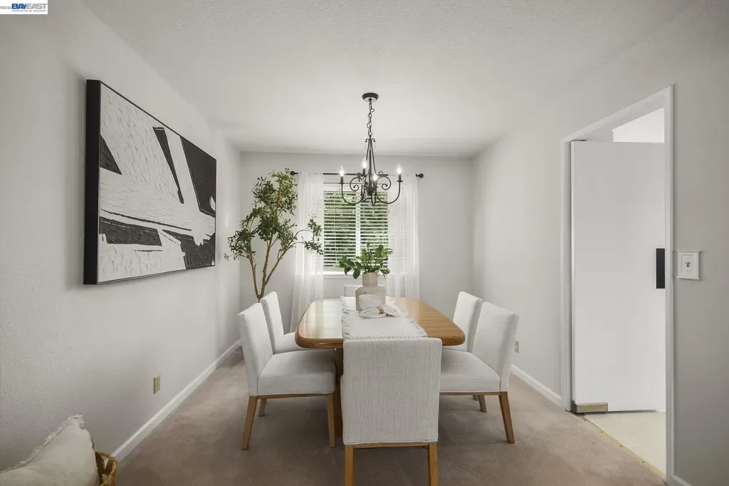 6034 Slopeview Court Castro Valley CA 94552