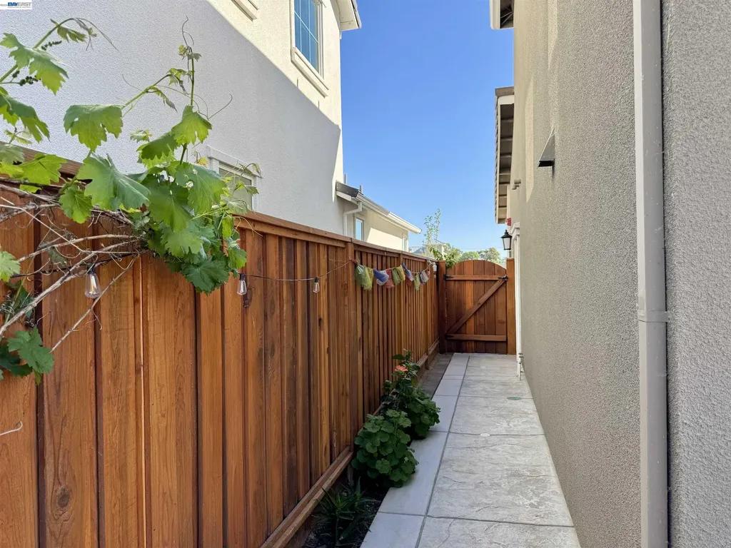 464 Coolcrest Drive Oakley CA 94561