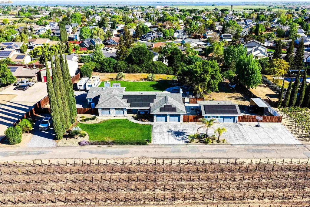 147 Loren Lane Oakley CA 94561
