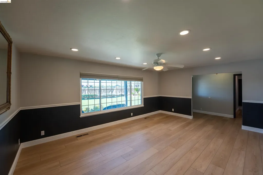 147 Loren Lane Oakley CA 94561