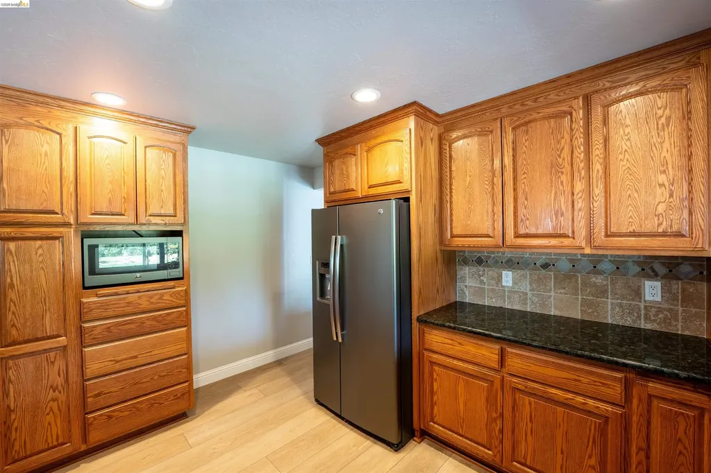 147 Loren Lane Oakley CA 94561