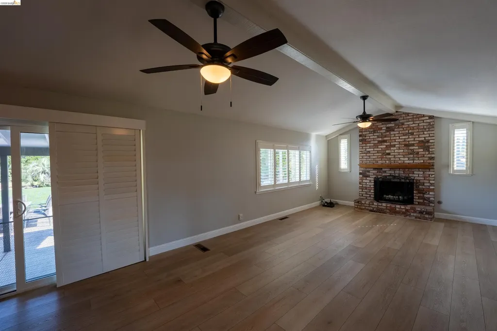 147 Loren Lane Oakley CA 94561