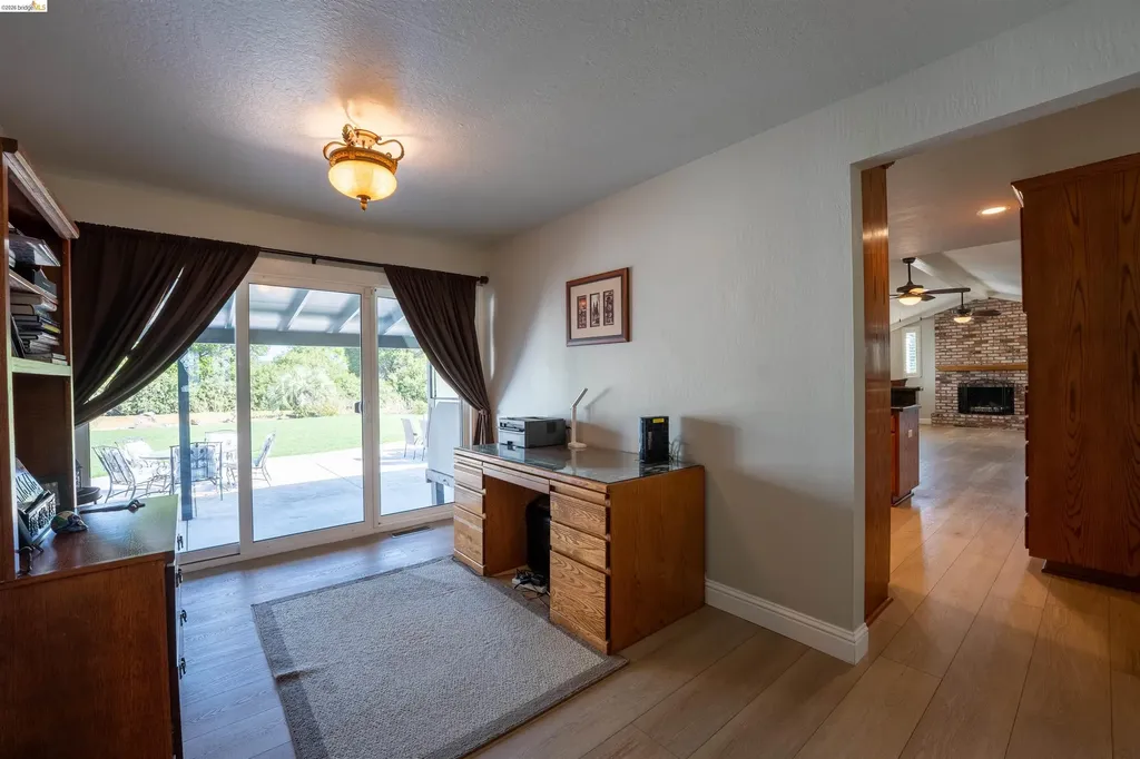 147 Loren Lane Oakley CA 94561