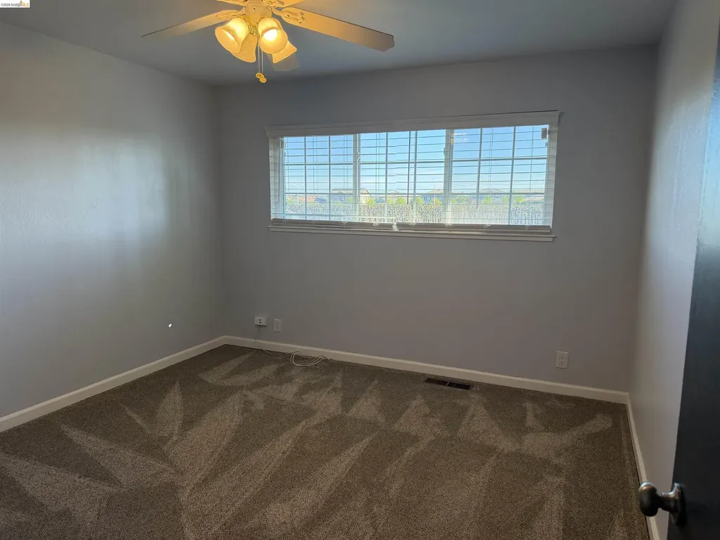 147 Loren Lane Oakley CA 94561