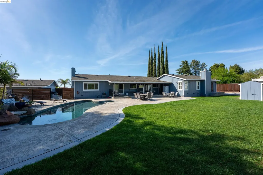 147 Loren Lane Oakley CA 94561
