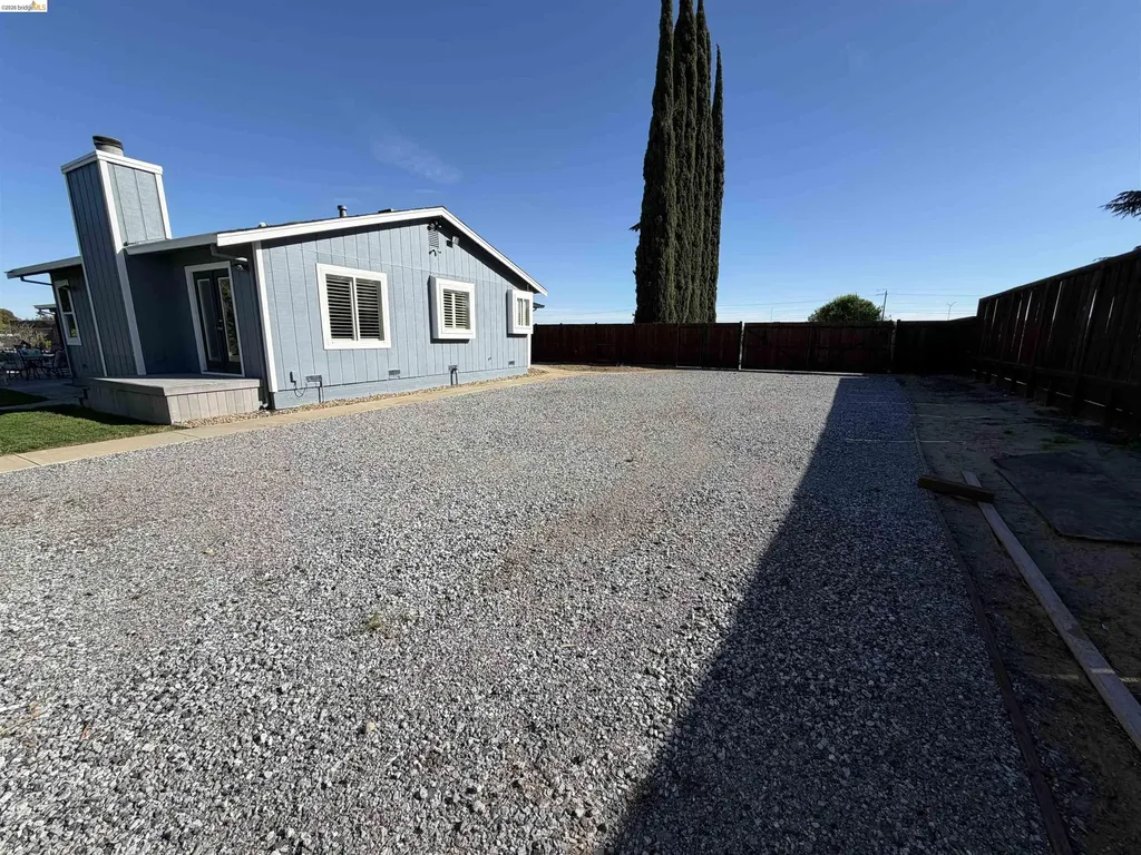 147 Loren Lane Oakley CA 94561
