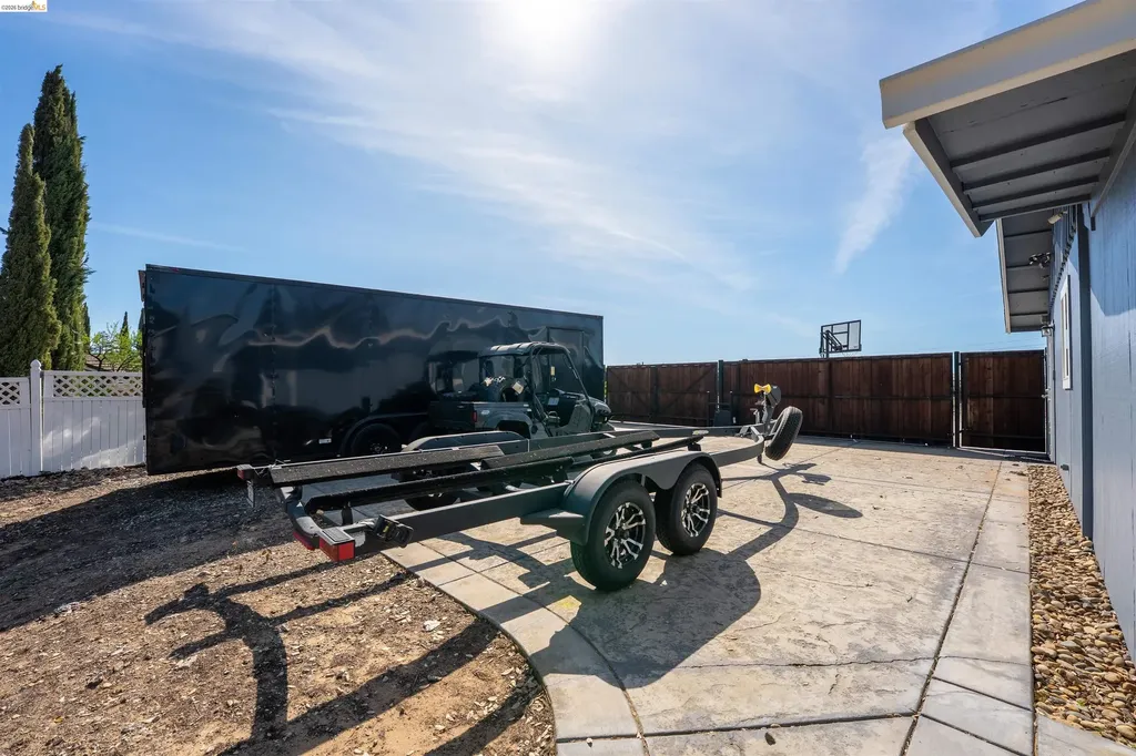 147 Loren Lane Oakley CA 94561