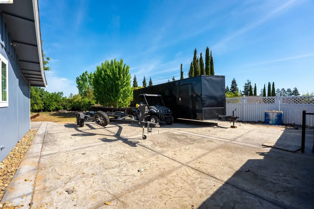 147 Loren Lane Oakley CA 94561