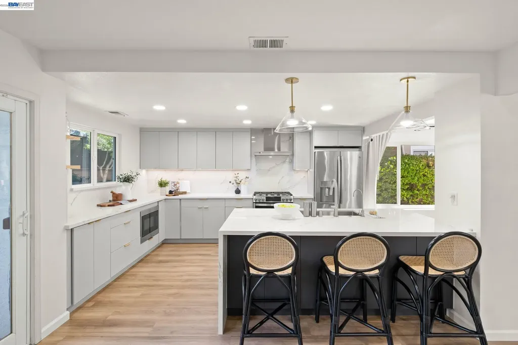 7921 Crossridge Drive Dublin CA 94568