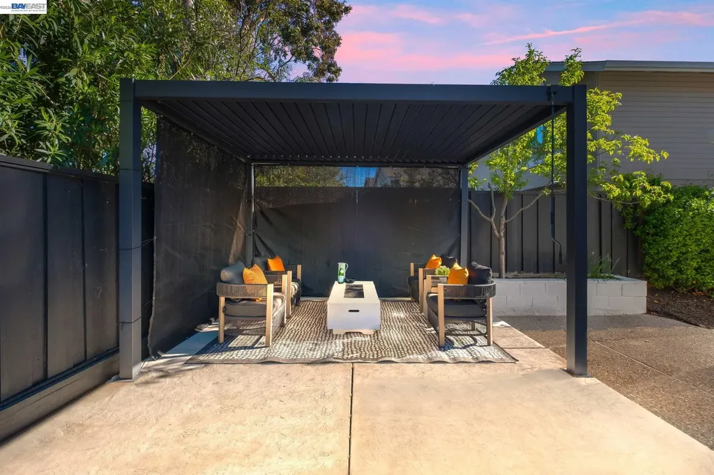 7921 Crossridge Drive Dublin CA 94568