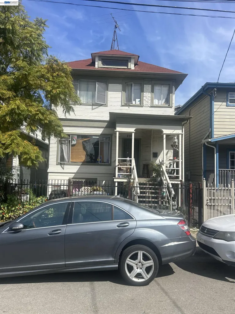 670 32nd Street Oakland CA 94609