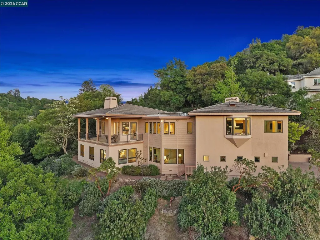 Orinda CA, 1 Gardiner Court
