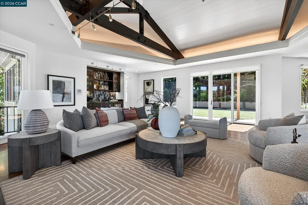 1 Gardiner Court Orinda CA 94563