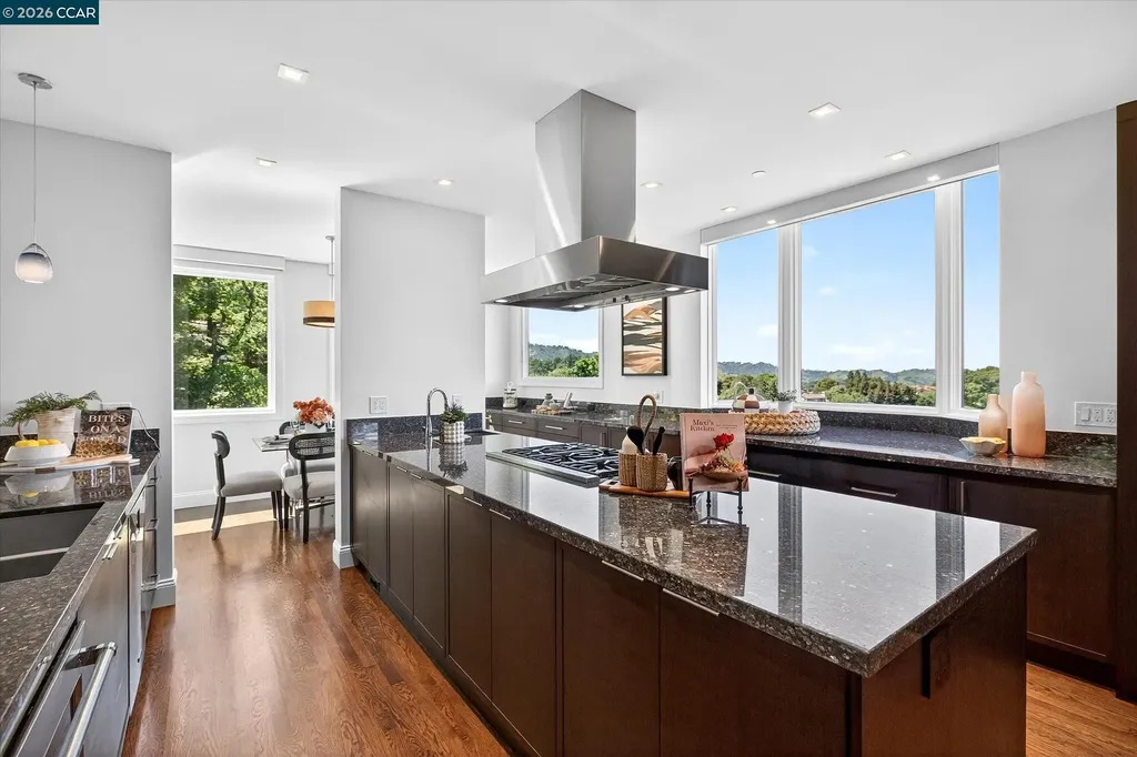 1 Gardiner Court Orinda CA 94563