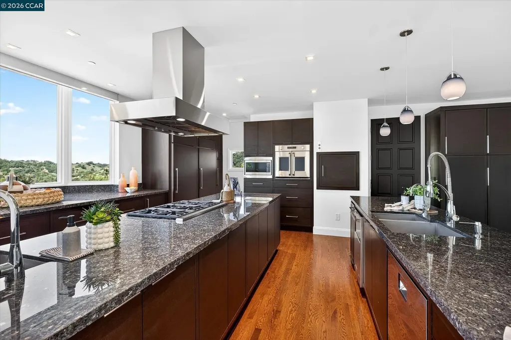 1 Gardiner Court Orinda CA 94563