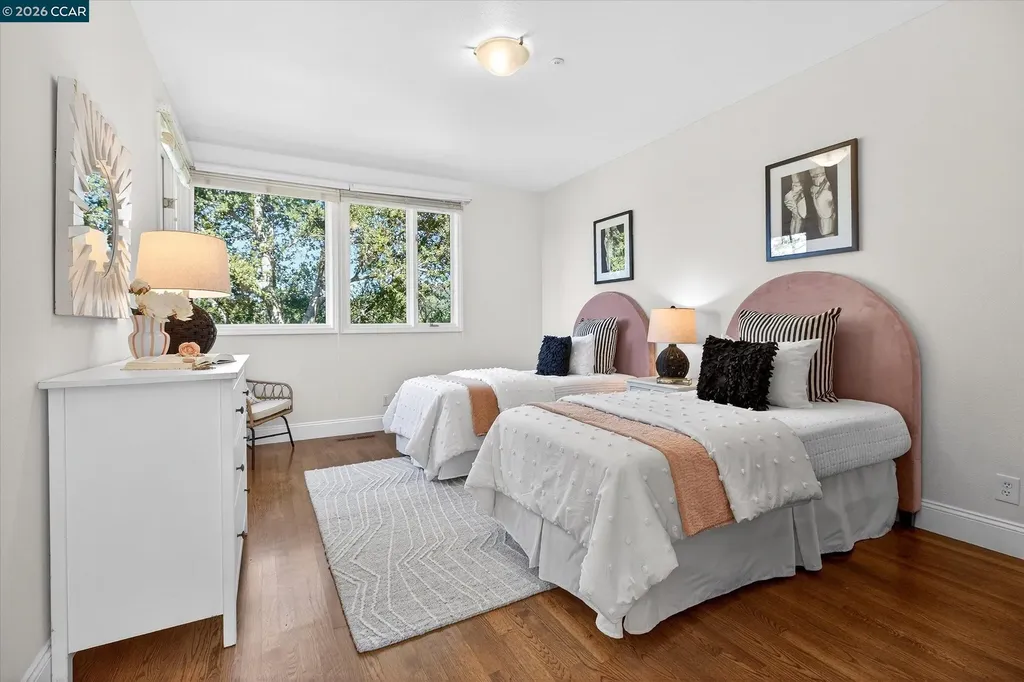 1 Gardiner Court Orinda CA 94563