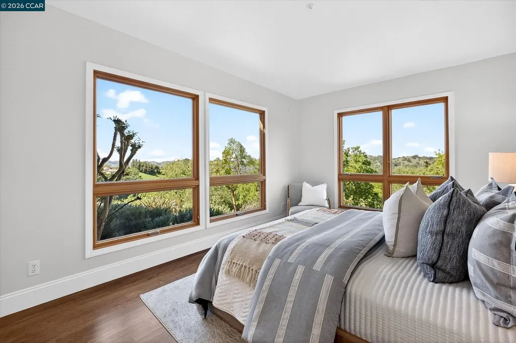 1 Gardiner Court Orinda CA 94563