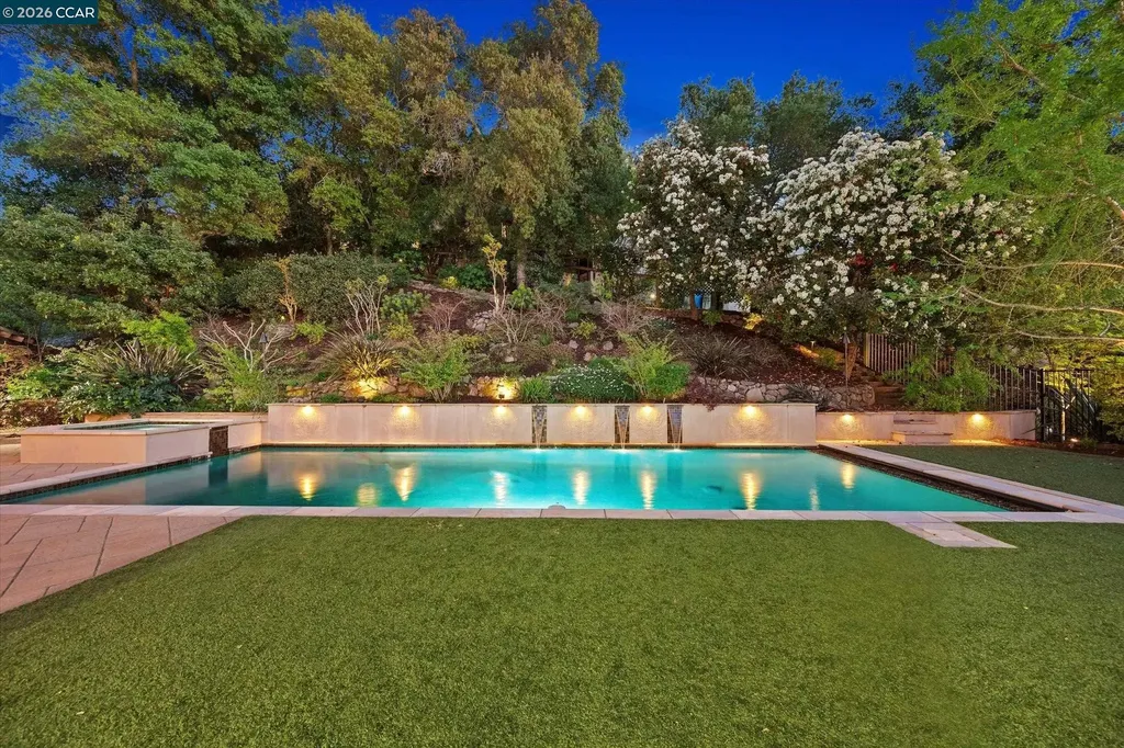1 Gardiner Court Orinda CA 94563