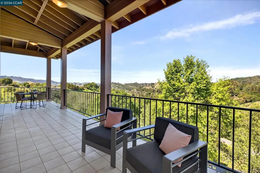 1 Gardiner Court Orinda CA 94563