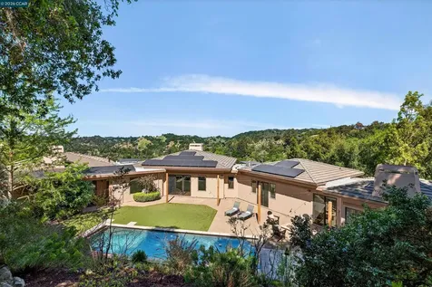 1 Gardiner Court Orinda CA 94563