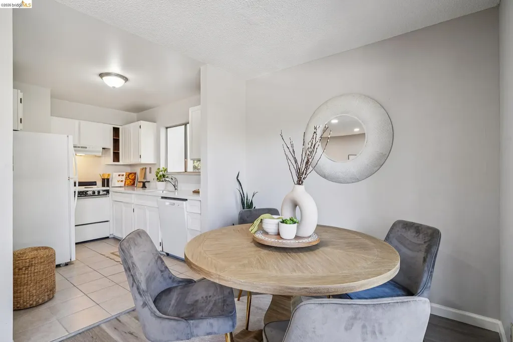 2614 Warring Street Berkeley CA 94704