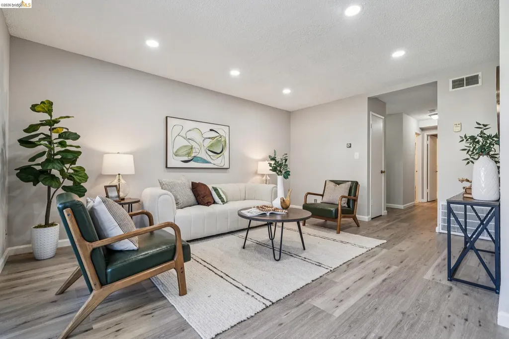 2614 Warring Street Berkeley CA 94704