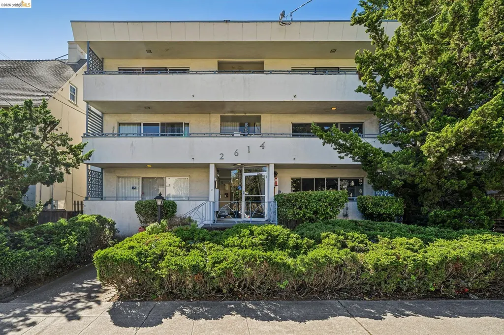 2614 Warring Street Berkeley CA 94704