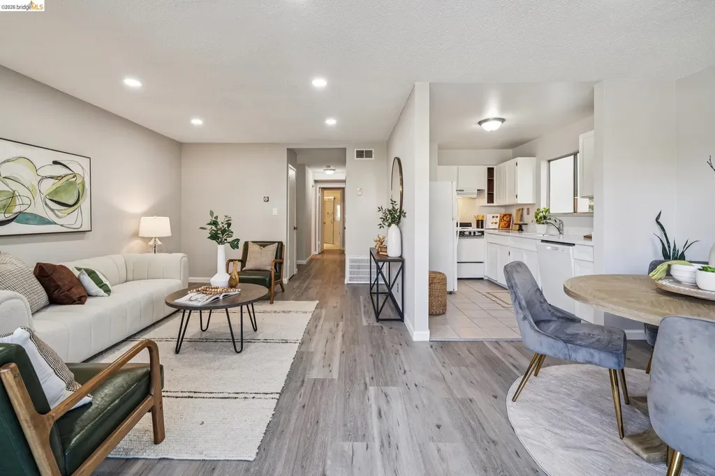 2614 Warring Street Berkeley CA 94704