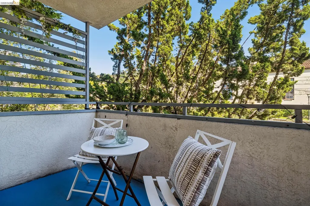 2614 Warring Street Berkeley CA 94704