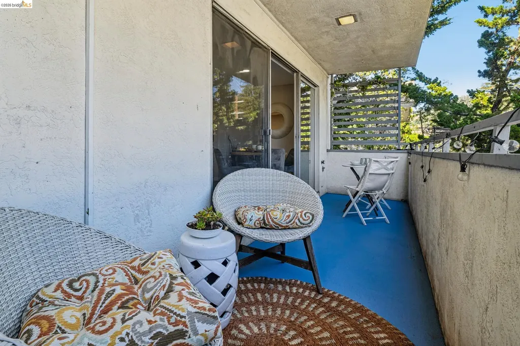 2614 Warring Street Berkeley CA 94704