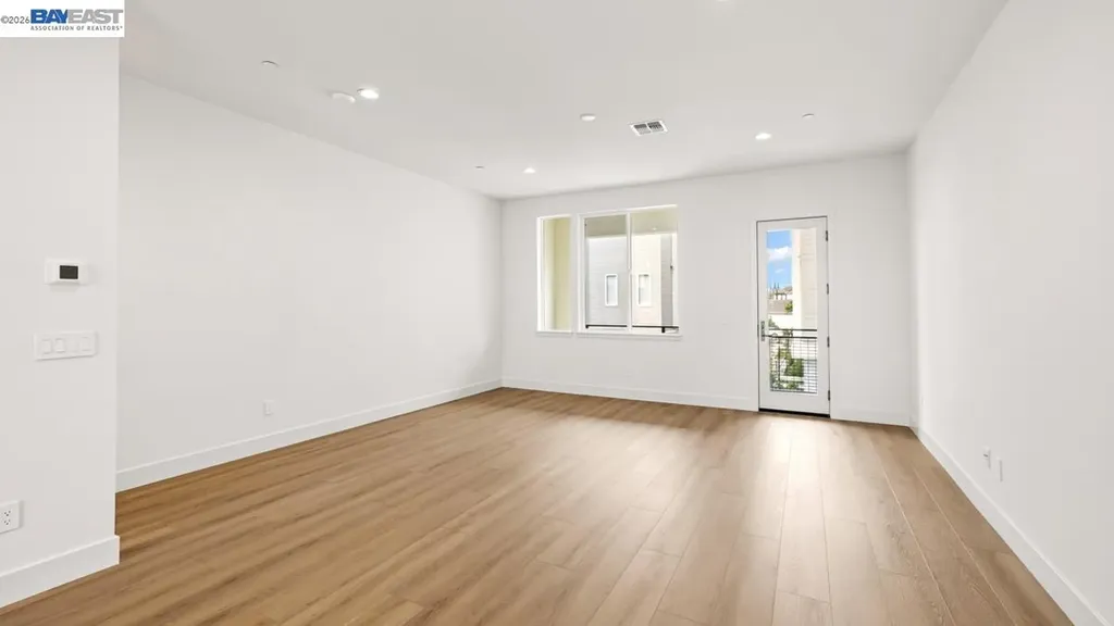 1925 Grand Street Alameda CA 94501
