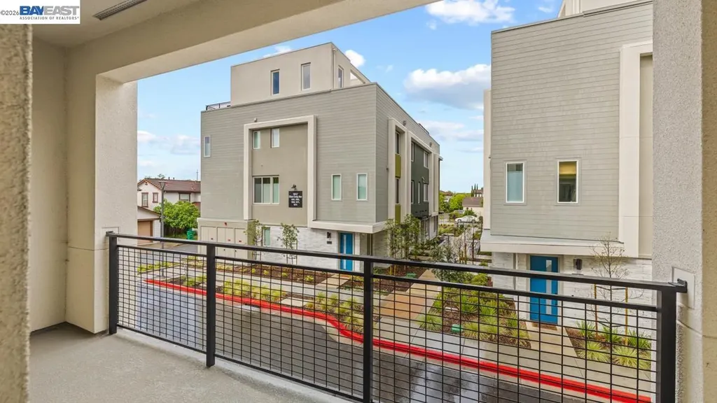 1925 Grand Street Alameda CA 94501
