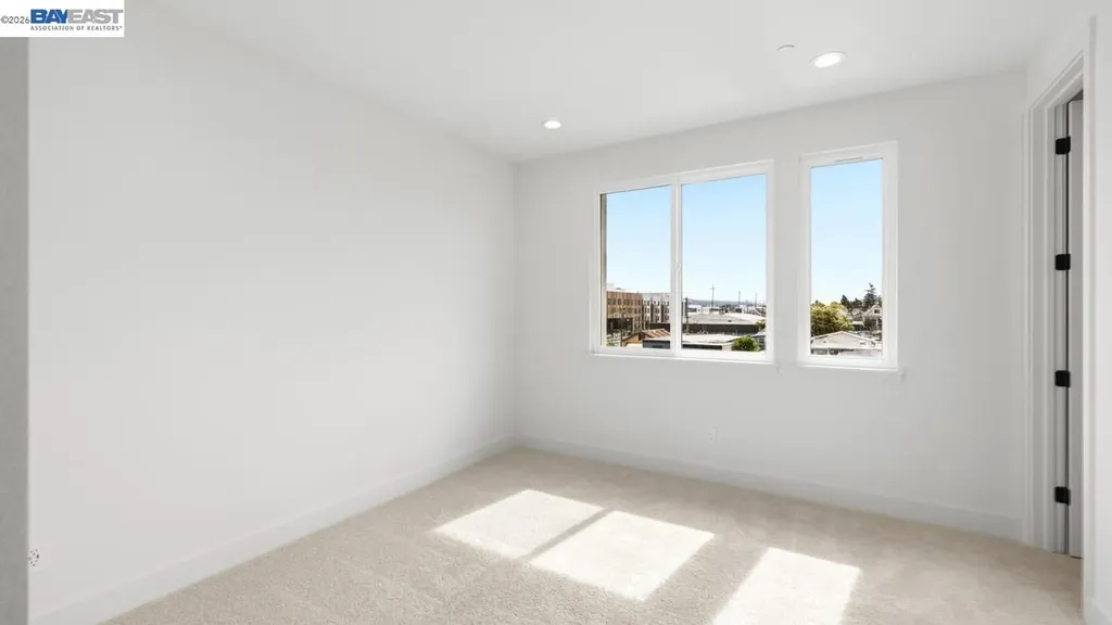 1925 Grand Street Alameda CA 94501