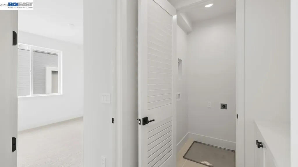 1925 Grand Street Alameda CA 94501