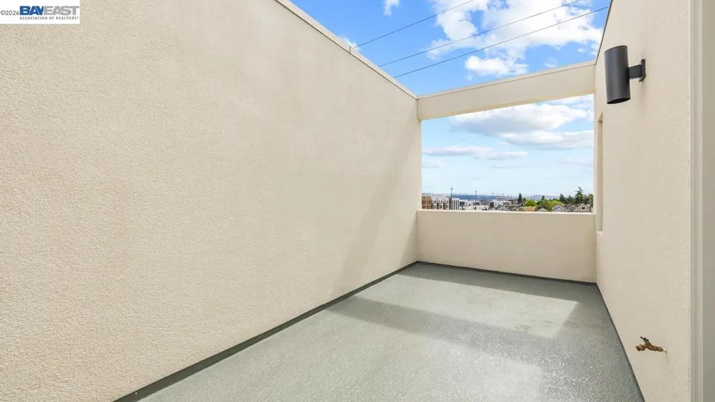 1925 Grand Street Alameda CA 94501