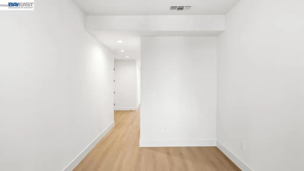 1925 Grand Street Alameda CA 94501