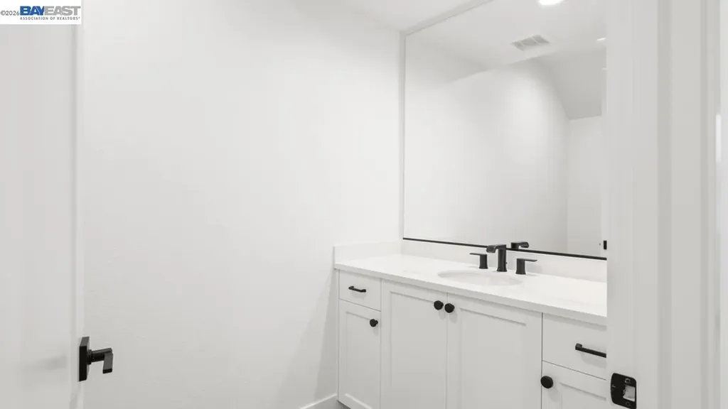1925 Grand Street Alameda CA 94501