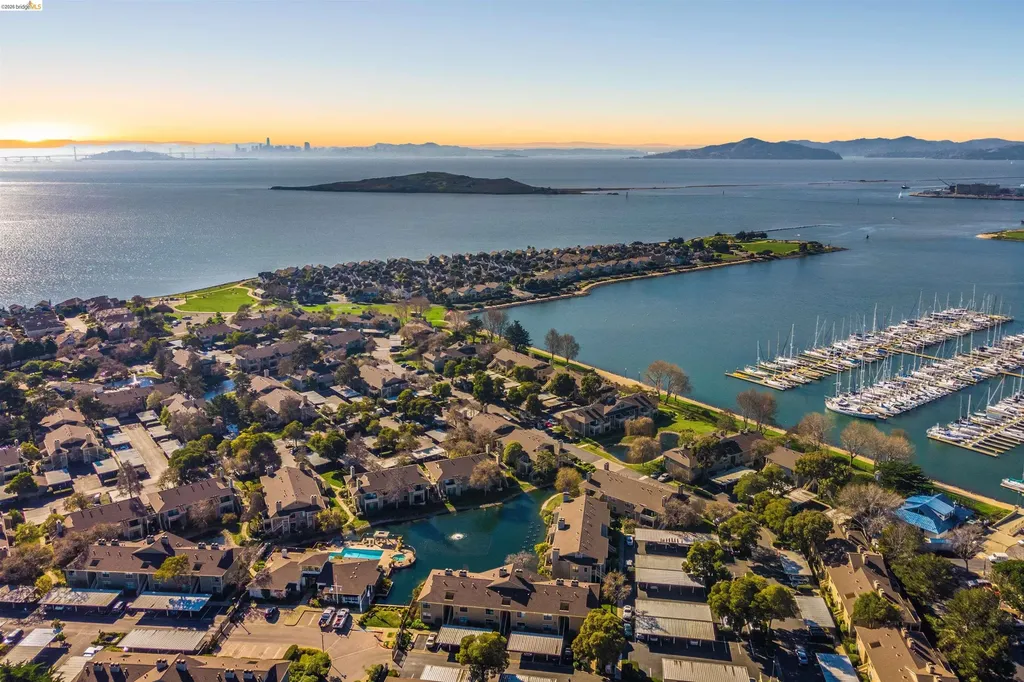 91 Marina Lakes Drive Richmond CA 94804