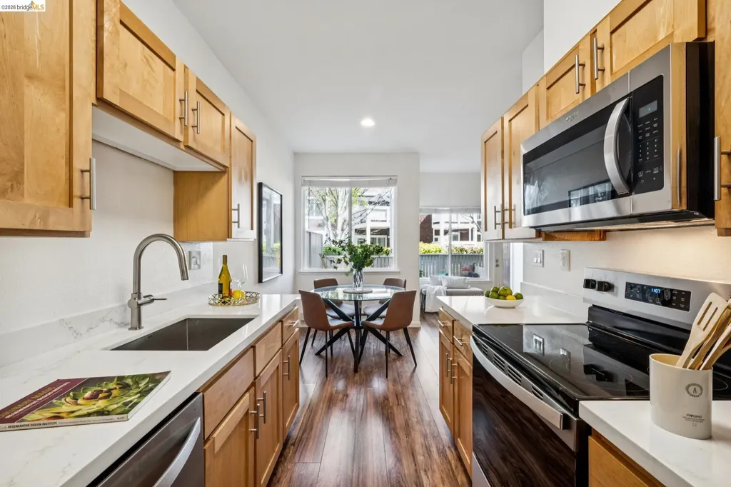 91 Marina Lakes Drive Richmond CA 94804