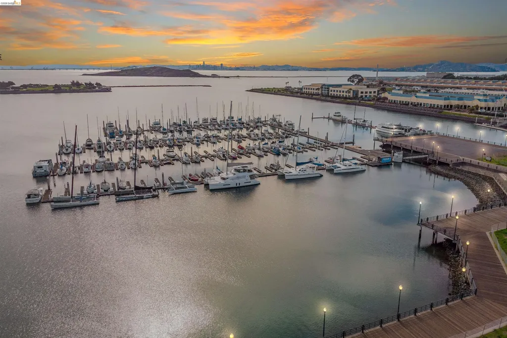 91 Marina Lakes Drive Richmond CA 94804