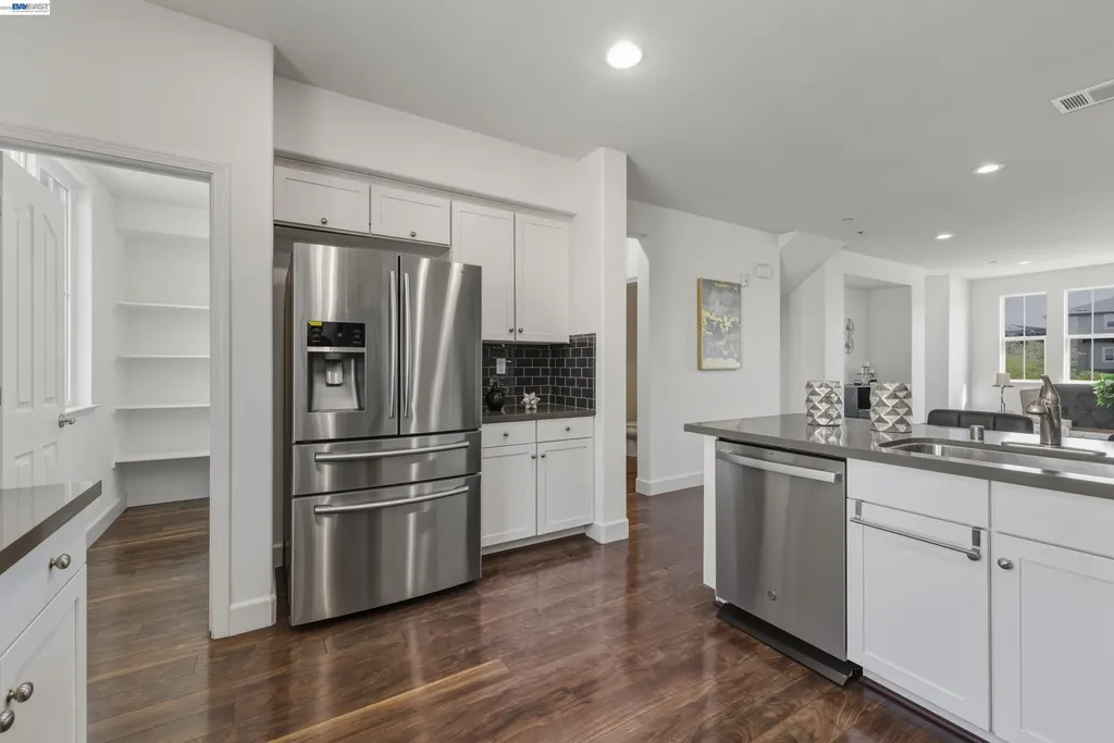 2305 Gibbons Street Hayward CA 94541