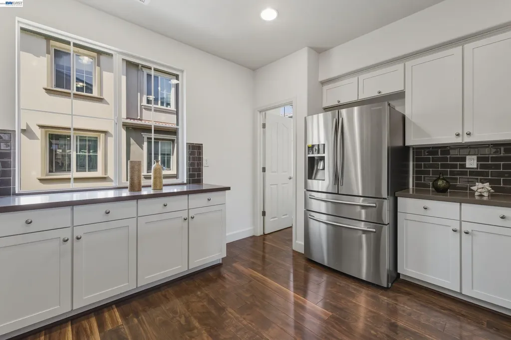 2305 Gibbons Street Hayward CA 94541