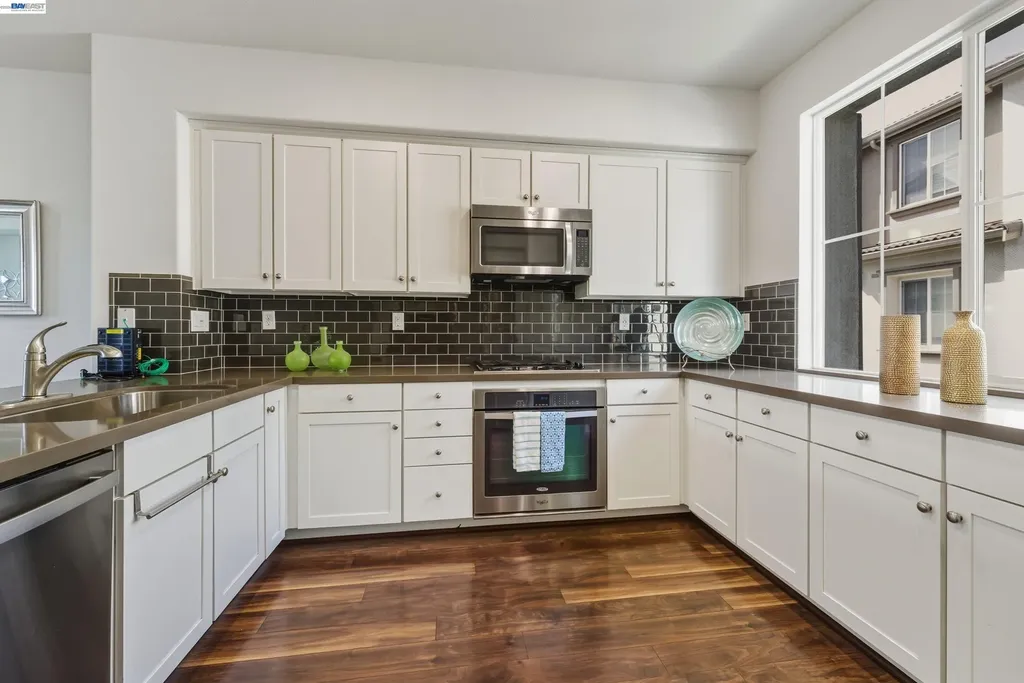 2305 Gibbons Street Hayward CA 94541