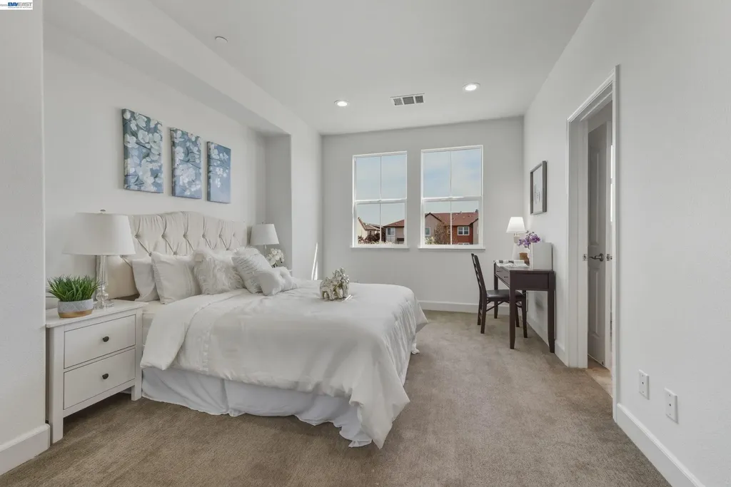 2305 Gibbons Street Hayward CA 94541
