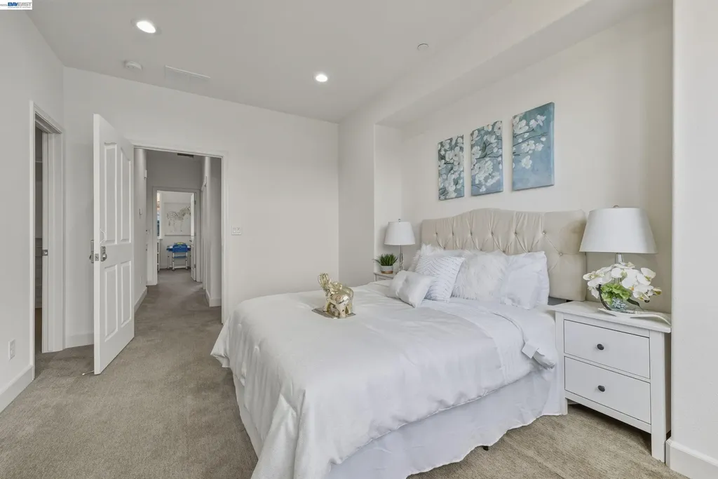 2305 Gibbons Street Hayward CA 94541