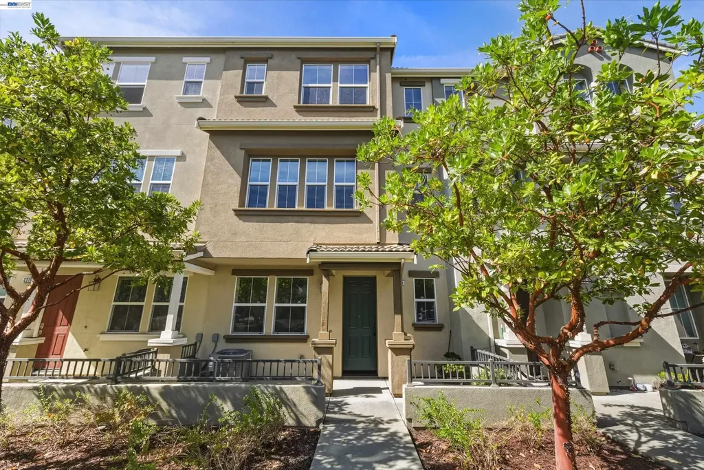 2305 Gibbons Street Hayward CA 94541