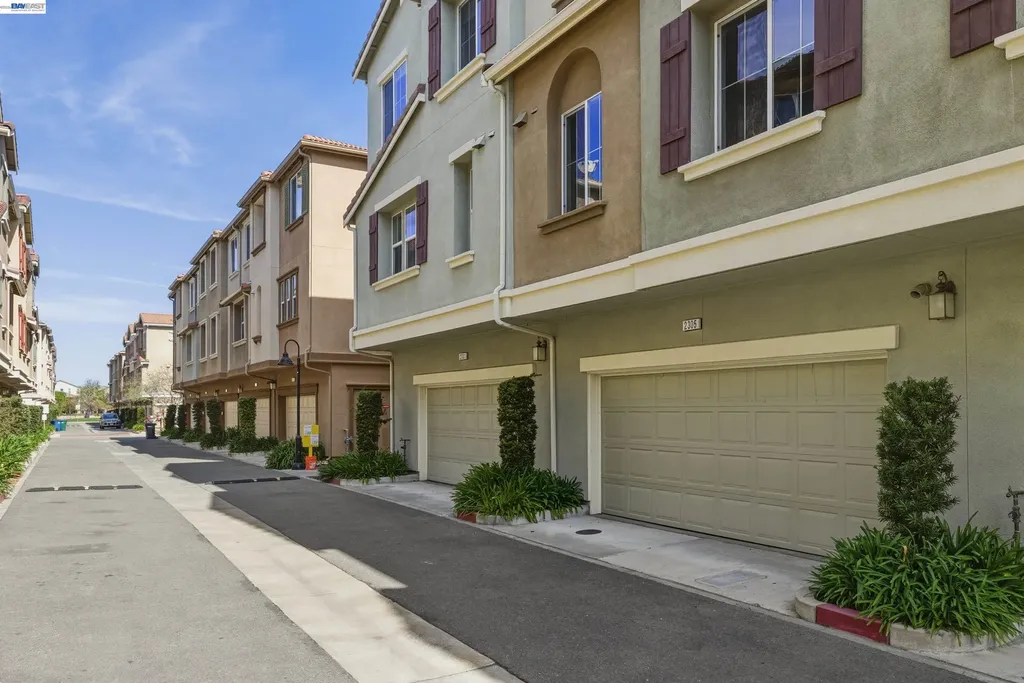 2305 Gibbons Street Hayward CA 94541